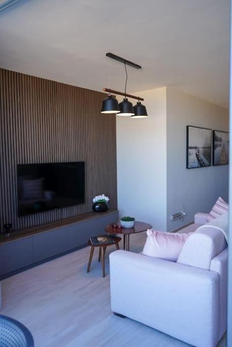 Your Escape: Where Every Sunrise Becomes A Memory Mellieha Exterior photo