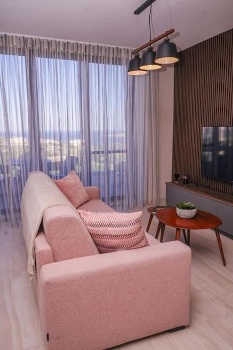 Your Escape: Where Every Sunrise Becomes A Memory Mellieha Exterior photo